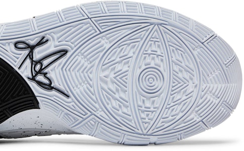 耐吉 Kyrie 6 Team '黑白' CK5869-002 Purchase 耐吉 Kyrie 6 Team '黑白' CK5869-002