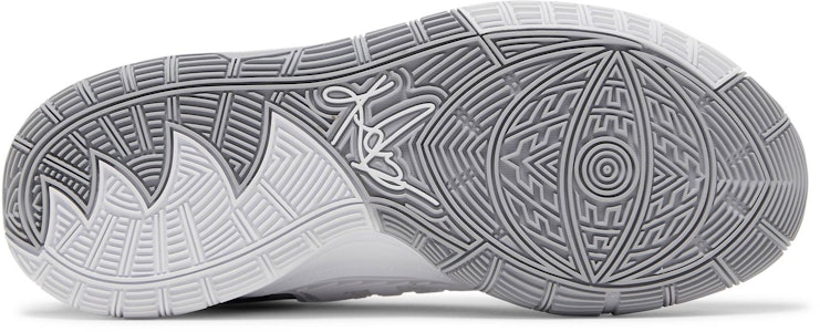 Nike Kyrie 6 Team 'Gris Lobo' CW4142-003 Shop Nike Kyrie 6 Team 'Gris Lobo' CW4142-003