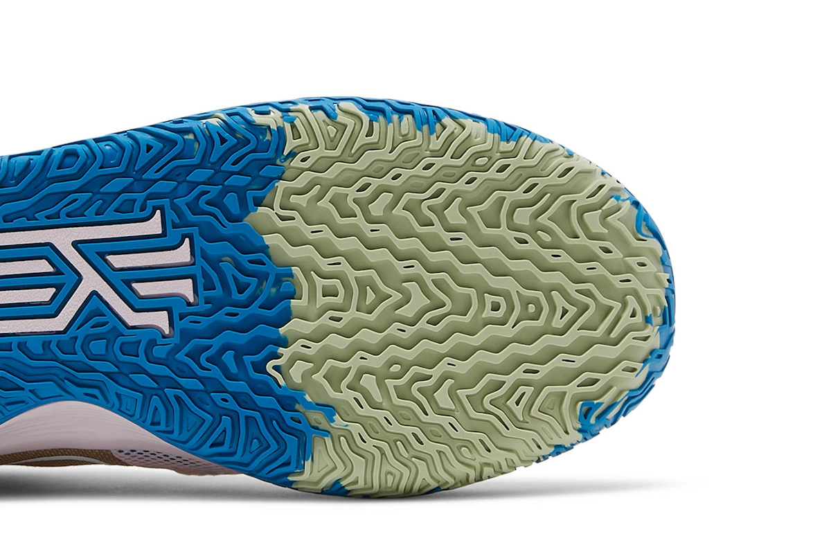 (Grade School) Nike Kyrie 7 '1 World 1 People - Regal Pink' CT4080-600