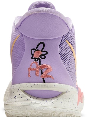 Nike Kyrie 7 'Daughters' Sepatu Basket Wanita CQ9326-501/CQ9327-501 Sizing Nike Kyrie 7 'Daughters' Sepatu Basket Wanita CQ9326-501/CQ9327-501