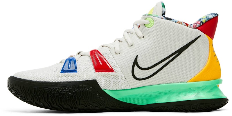 Nike Kyrie 7 'Visions' - Nike Kyrie 7 'Visions' Lelaman DC9122-001 Lookbook Nike Kyrie 7 'Visions' - Nike Kyrie 7 'Visions' Lelaman DC9122-001