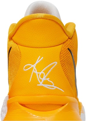 Nike Kyrie 7 TB 'Oro Universitario'. DM5042-702 Sizing Nike Kyrie 7 TB 'Oro Universitario'. DM5042-702
