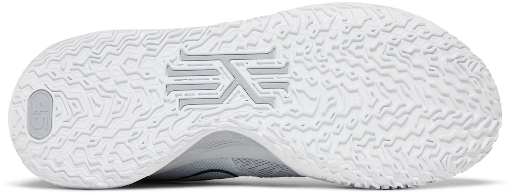 カイリー7 TB "ウルフグレー" DM5042-003 Shop カイリー7 TB "ウルフグレー" DM5042-003