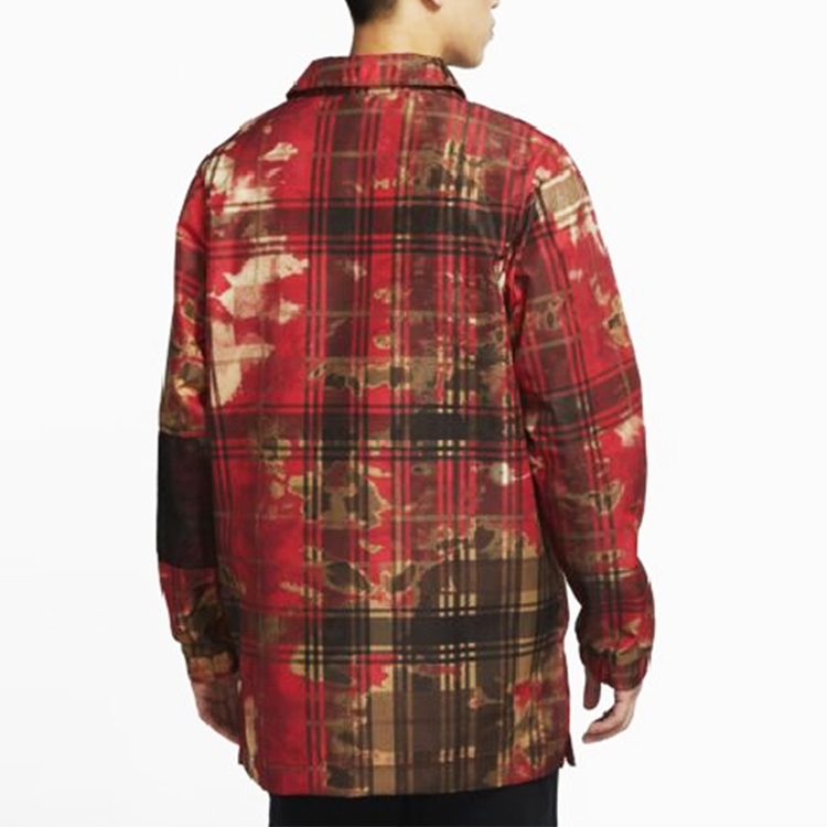 Shop Nike Kyrie 籃球印花休閒長袖上衣 酒紅色 CK6752-673