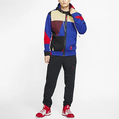 耐克Kyrie男士彩色连帽拉链卫衣夹克 BV9286-657 Shop 耐克Kyrie男士彩色连帽拉链卫衣夹克 BV9286-657