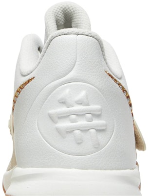 Nike Kyrie Flytrap 3 EP 'White Metallic Gold' CD0191-105 Sizing Nike Kyrie Flytrap 3 EP 'White Metallic Gold' CD0191-105