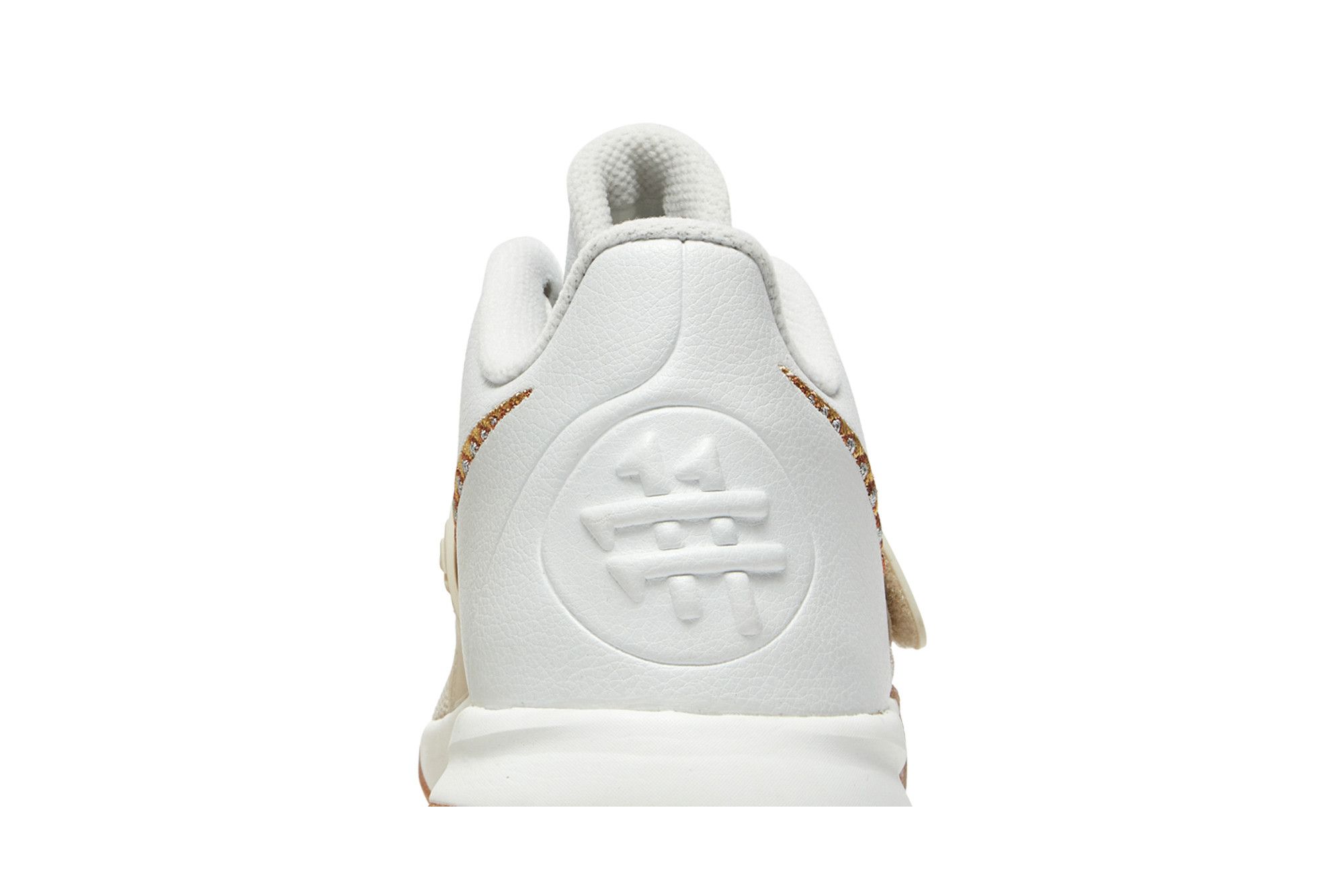 Cheap Nike Kyrie Flytrap 3 EP ''Wit Metallic Goud'' CD0191-105