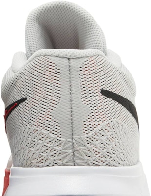 Nike Kyrie Flytrap 6 'Polvo Fotónico Rojo Universitario' DM1125-002 Sizing Nike Kyrie Flytrap 6 'Polvo Fotónico Rojo Universitario' DM1125-002