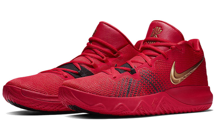 Lookbook 耐克Kyrie FlyTrap EP大学篮球鞋‘大学红’ AJ1935-600
