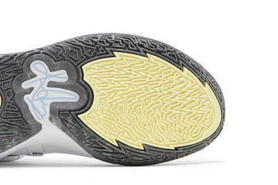 Nike Kyrie Infinity Smoke And Mirrors DC9134-102