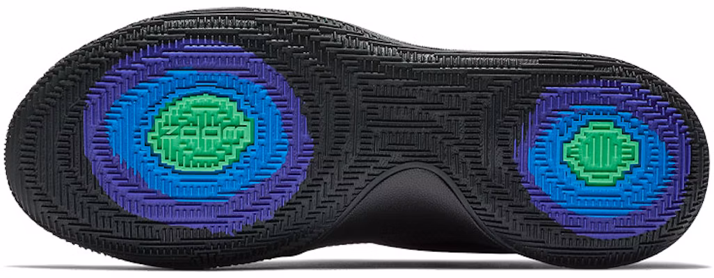 Nike Kyrie Low 1 Triple Black AO8979-004 Details for Nike Kyrie Low 1 Triple Black AO8979-004