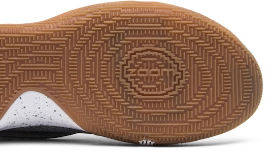 나이키 카이리 로우 1 엉클 드류 (Nike Kyrie Low 1 Uncle Drew) AO8979-005 Purchase 나이키 카이리 로우 1 엉클 드류 (Nike Kyrie Low 1 Uncle Drew) AO8979-005