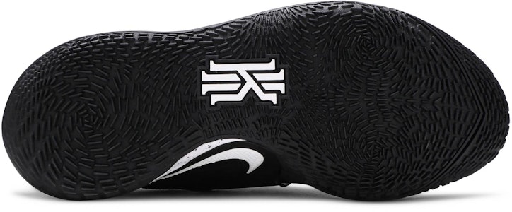 Nike Kyrie 低筒2 實戰籃球鞋 黑白 Shop Nike Kyrie 低筒2 實戰籃球鞋 黑白
