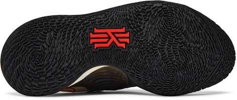 Nike Kyrie Low 3 低筒 實戰籃球鞋 男女同款 綠黑紅 國外版 Shop Nike Kyrie Low 3 低筒 實戰籃球鞋 男女同款 綠黑紅 國外版