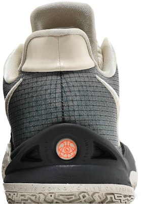 Nike Kyrie 低筒 4 黑骨 防震滑 真戰籃球鞋 男款 粟米灰黑 海外版 Sizing Nike Kyrie 低筒 4 黑骨 防震滑 真戰籃球鞋 男款 粟米灰黑 海外版