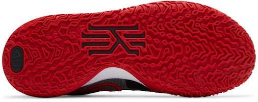 Nike Kyrie Low 4 TB 'Hitam University Merah' DA7803-002 Shop Nike Kyrie Low 4 TB 'Hitam University Merah' DA7803-002