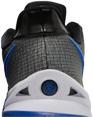 カイリー Low 4 TB "ゲームロイヤル" DA7803-005 Sizing カイリー Low 4 TB "ゲームロイヤル" DA7803-005