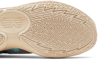 カイリー Low 5 "コミュニティ" DV2530-900/DV2531-900 Purchase カイリー Low 5 "コミュニティ" DV2530-900/DV2531-900