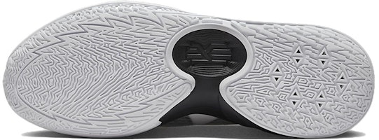 Nike Kyrie Low 5 'Putih Hitam Emas Metalik' DJ6014-101/DJ6012-101 Details for Nike Kyrie Low 5 'Putih Hitam Emas Metalik' DJ6014-101/DJ6012-101