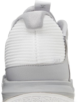 Nike Kyrie Low 5 'Wolf Grey' DO9617-001 Sizing Nike Kyrie Low 5 'Wolf Grey' DO9617-001