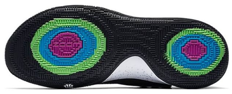 Nike Kyrie Low 'Black' AO8979-003 Details for Nike Kyrie Low 'Black' AO8979-003