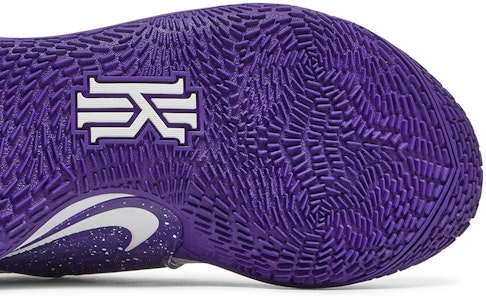 Nike Kyrie Low 2 實戰籃球鞋 白紫 Purchase Nike Kyrie Low 2 實戰籃球鞋 白紫