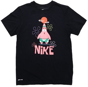 耐吉凱里 x 海綿寶寶 Dri-Fit 派大星黑色 T 恤 Buy 耐吉凱里 x 海綿寶寶 Dri-Fit 派大星黑色 T 恤