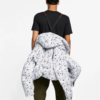 耐克实验室ACG男士白色羽绒冬季夹克 AQ3517-100 Sizing 耐克实验室ACG男士白色羽绒冬季夹克 AQ3517-100