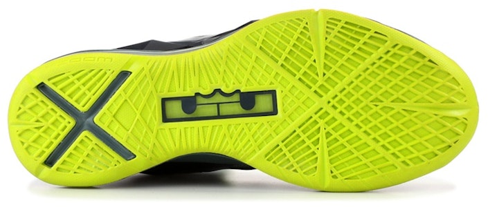 Nike LeBron 10 'Dunkman' Sepatu Basket 541100-300 Shop Nike LeBron 10 'Dunkman' Sepatu Basket 541100-300