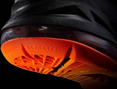 Nike LeBron 10 'Lava' Zapatillas Baloncesto 541100-002 Lookbook Nike LeBron 10 'Lava' Zapatillas Baloncesto 541100-002