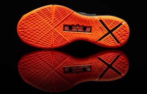 Nike LeBron 10 'Lava' Zapatillas Baloncesto 541100-002 Sizing Nike LeBron 10 'Lava' Zapatillas Baloncesto 541100-002