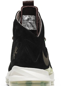 Nike LeBron 10 EXT QS 'Black Suede' Sepatu Hitam Suede 607078-001 Sizing Nike LeBron 10 EXT QS 'Black Suede' Sepatu Hitam Suede 607078-001