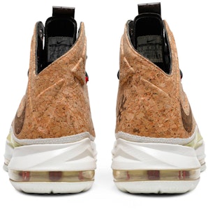 Nike LeBron 10 Ext QS 'Cork' Sepatu Korku Edition Terbatas 580890-200 Details for Nike LeBron 10 Ext QS 'Cork' Sepatu Korku Edition Terbatas 580890-200