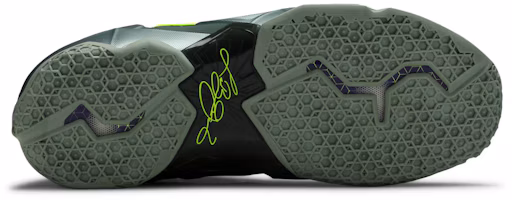 Shop Nike LeBron 11 'Dunkman' 616175-300