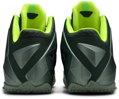 Nike LeBron 11 'Dunkman' 616175-300 Details for Nike LeBron 11 'Dunkman' 616175-300