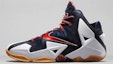 Sizing Nike LeBron 11 'Hari Kemerdekaan' 616175-164
