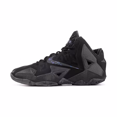 Nike LeBron 11 Blackout