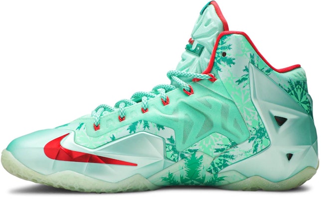 Nike LeBron 11 Christmas 616175-301 Lookbook Nike LeBron 11 Christmas 616175-301