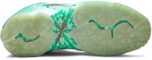 Nike LeBron 11 Navidad 616175-301 Shop Nike LeBron 11 Navidad 616175-301