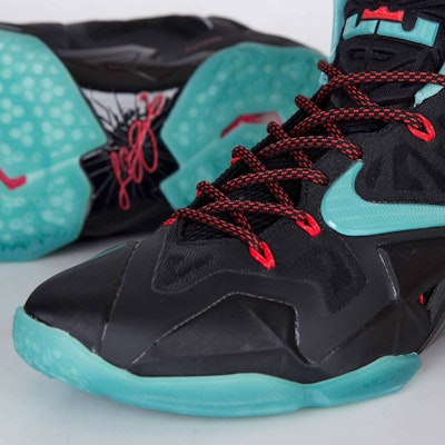 Nike LeBron 11 Diffused Jade 616175-004 Sizing Nike LeBron 11 Diffused Jade 616175-004