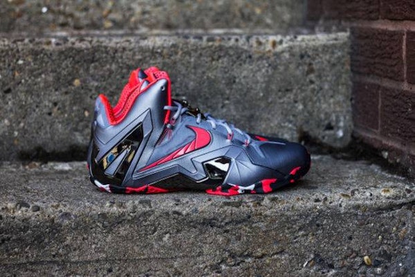 Nike LeBron 11 Elite 'Team' 642846-001 3