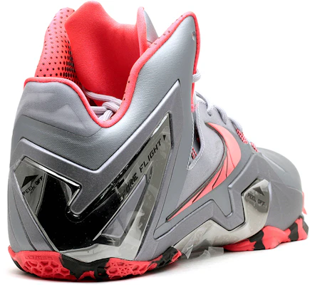 Nike LeBron 11 Elite 'Team' 642846-001 Lookbook Nike LeBron 11 Elite 'Team' 642846-001