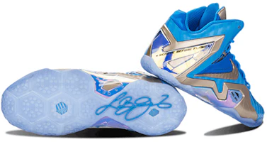 Lookbook Nike LeBron 11 Elite Maison 3M Blue 682892-404