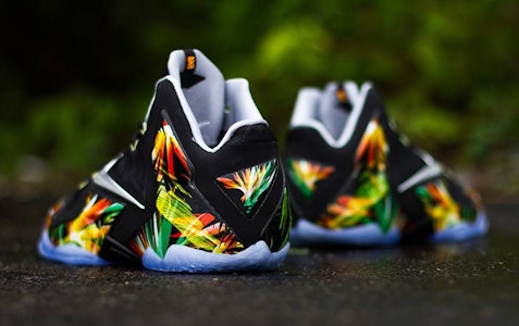 耐克 LeBron 11 大沼泽地篮球鞋 616175-006 Details for 耐克 LeBron 11 大沼泽地篮球鞋 616175-006