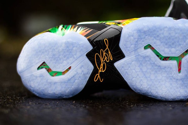 Nike LeBron 11 Everglades 616175-006 - Kasut Sukan Lelaki Sizing Nike LeBron 11 Everglades 616175-006 - Kasut Sukan Lelaki