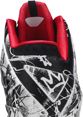 Nike LeBron 11 Graffiti 616175-100 Sizing Nike LeBron 11 Graffiti 616175-100