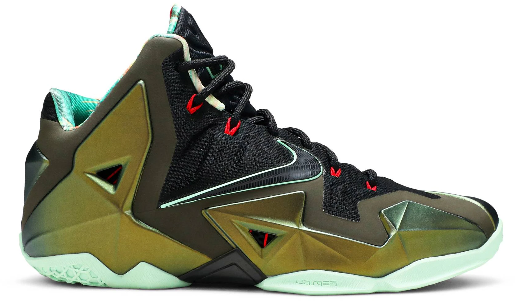 le-bron-11-king-s-pride