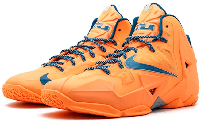 Nike LeBron 11 Knicks 616175-800 Lookbook Nike LeBron 11 Knicks 616175-800