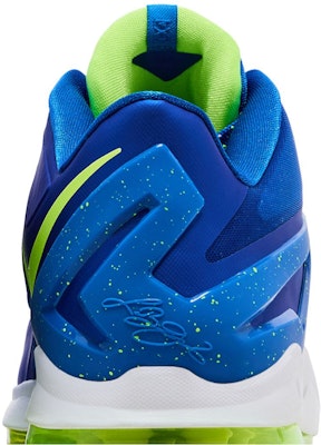 나이키 르브론 11 로우 스프라이트 642849-471 Sizing 나이키 르브론 11 로우 스프라이트 642849-471