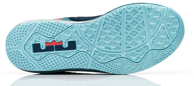 耐吉 LeBron 11 低筒 透綠 642849-300 Purchase 耐吉 LeBron 11 低筒 透綠 642849-300